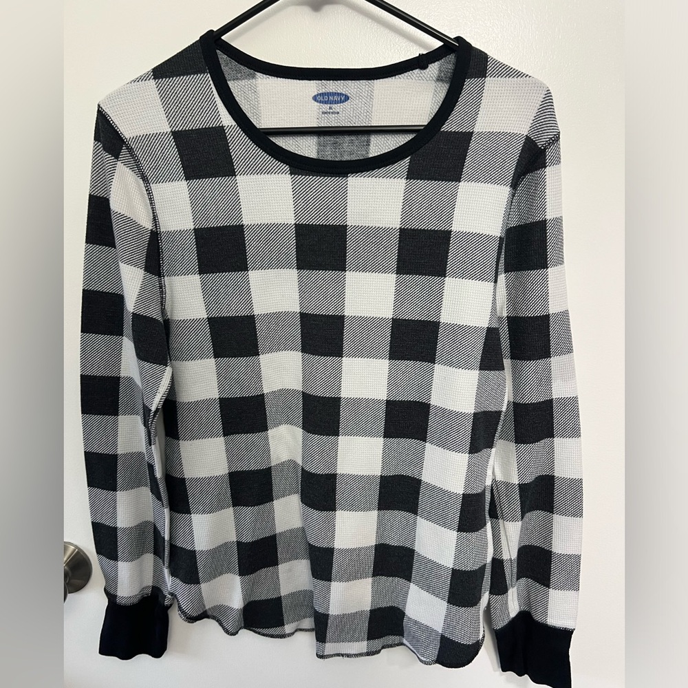 Old Navy Buffalo plaid waffle knit long sleeve